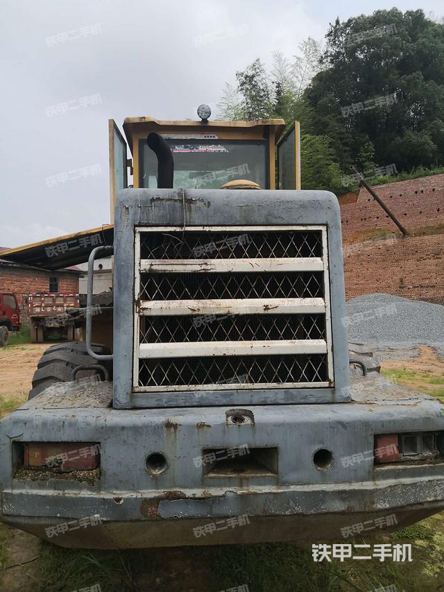 散热器正面(动力系统) 散热器正面(动力系统)