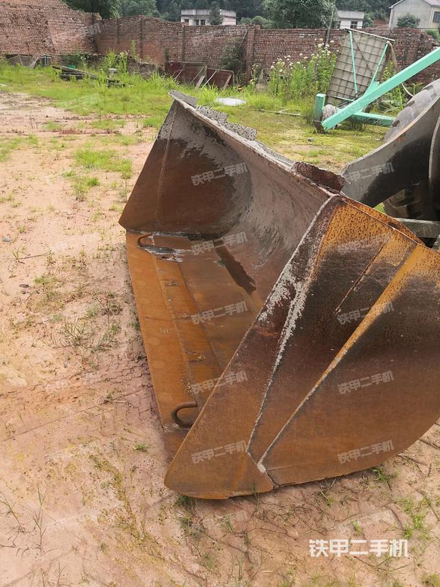 铲斗前45°(工作装置) 铲斗前45°(工作装置)