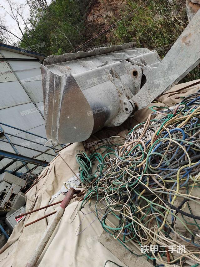 铲斗后45°（工作装置）