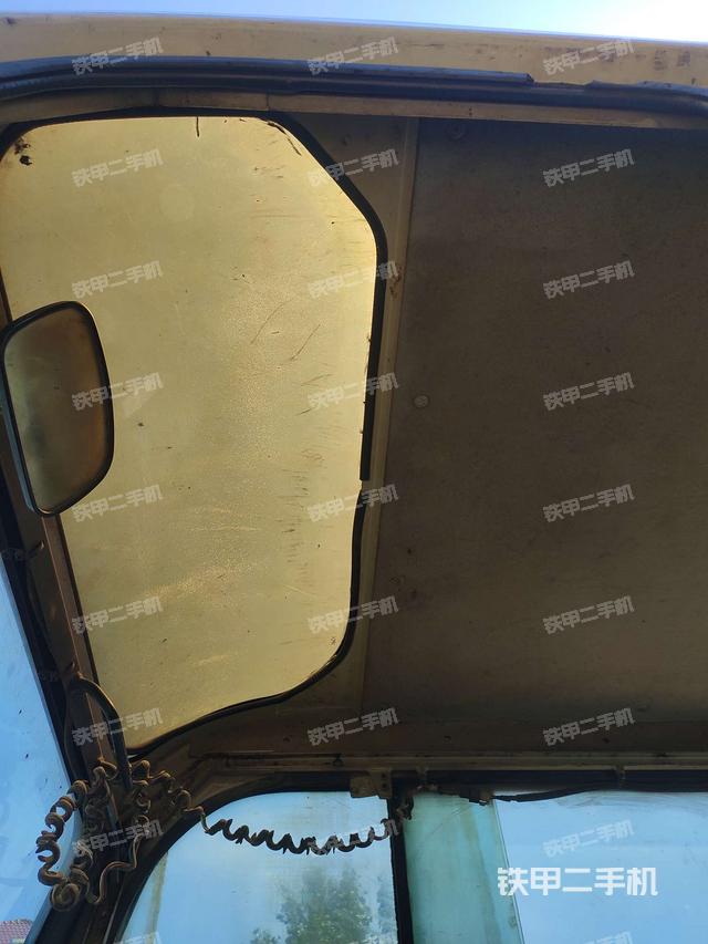 顶棚整体（驾驶室部分）