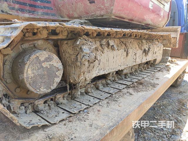 左侧履带整体 （行走机构）