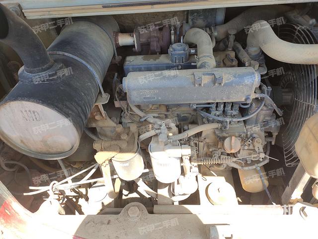 发动机室（上车部件）