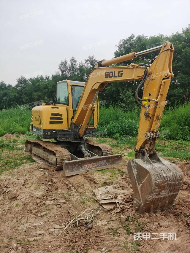 山东临工e665f挖掘机