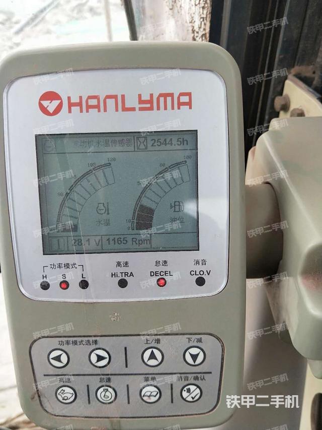 驾驶室操作台（设备外观及核心部件）