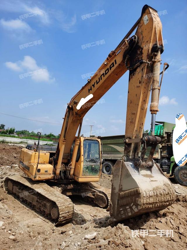 现代r225lc-7挖掘机