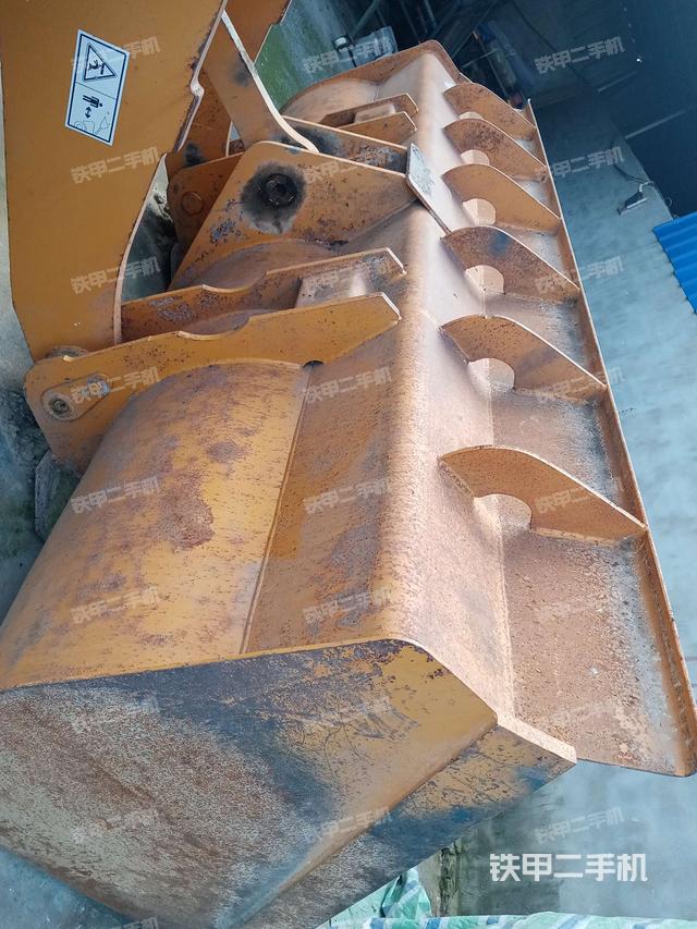 铲斗后45°（工作装置）