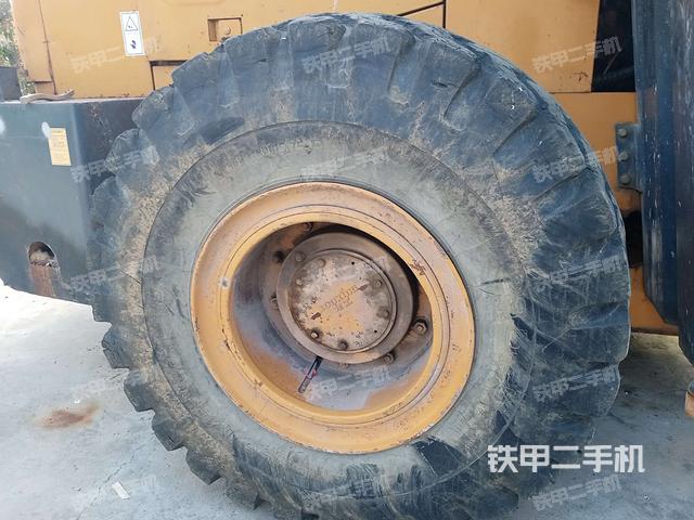 左后轮（行走机构）