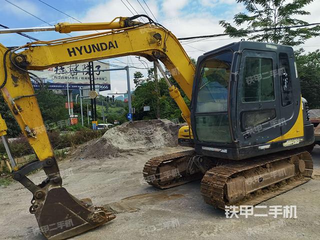 现代R80-7挖掘机
