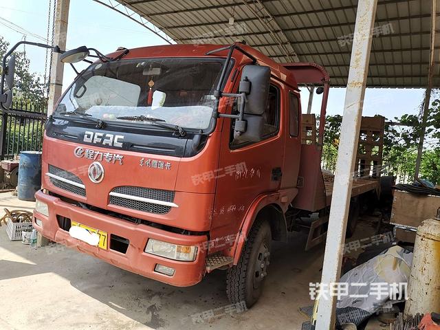 东风4X2平板运输车