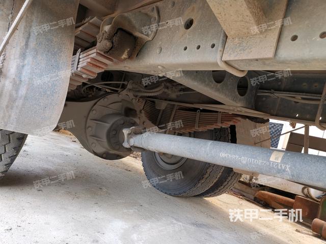 后驱动桥和传动轴（液压/传动系统）