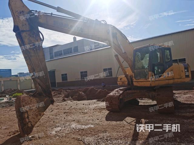 小松PC200-7挖掘机