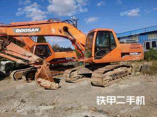 斗山DH215-9E挖掘機實拍圖片