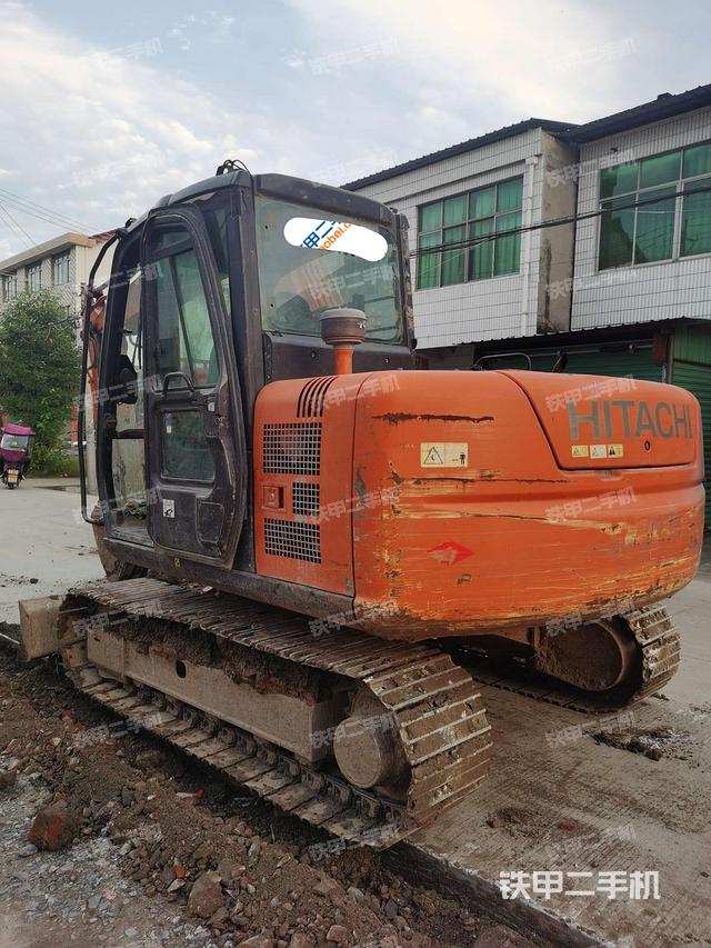 日立zx705g挖掘机