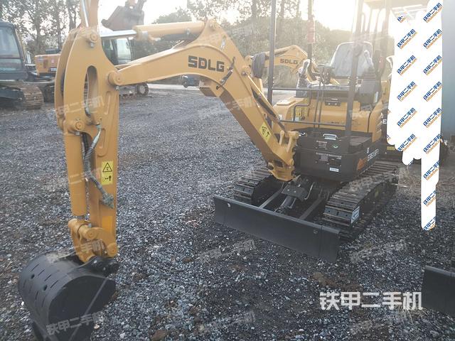 山东临工ER616F挖掘机