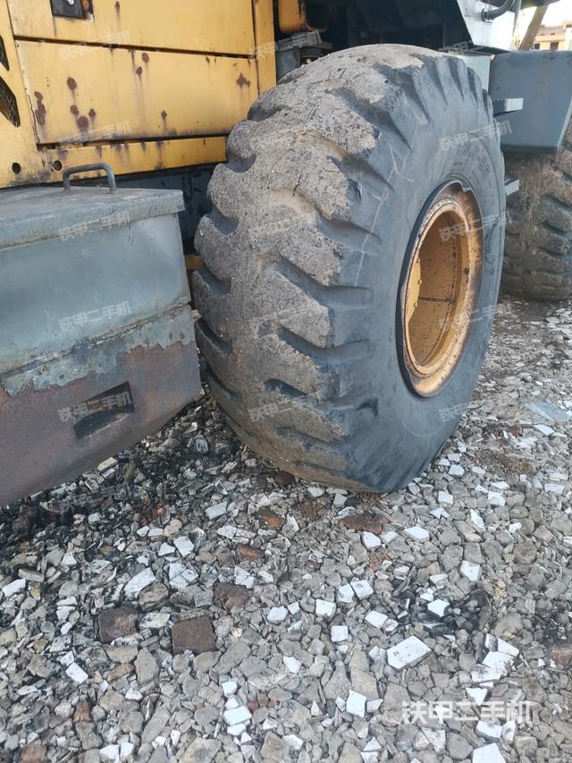 右后轮（行走机构）