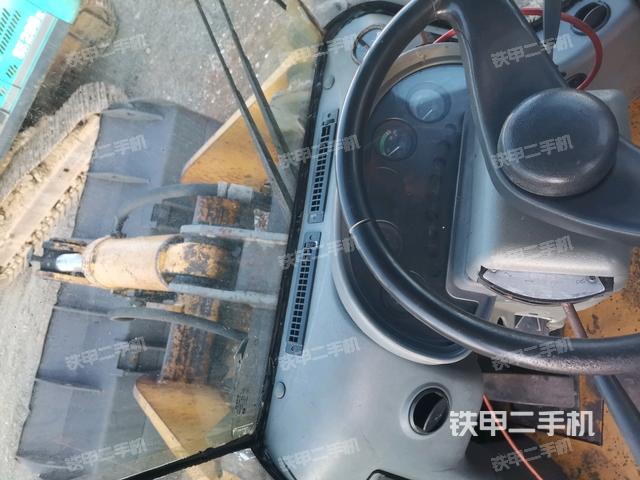 仪表盘（驾驶室部分）