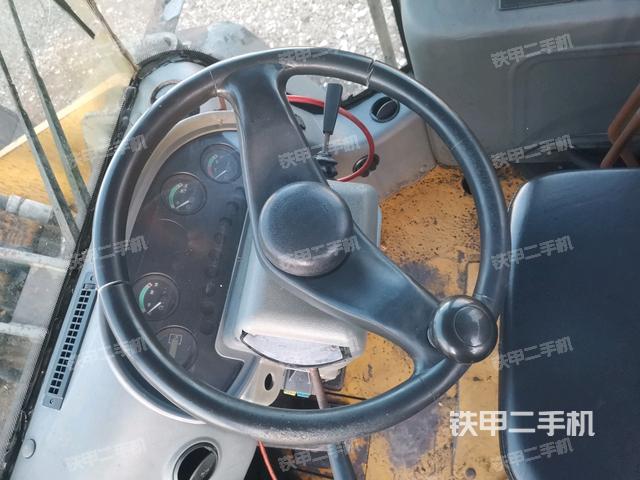 顶棚整体  内（驾驶室部分）