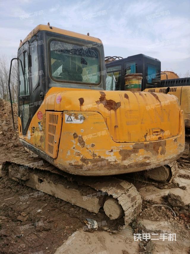 三一重工sy65c挖掘机