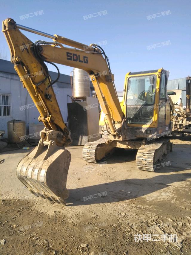 山东临工e655f挖掘机