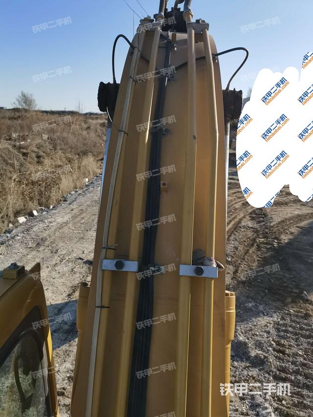 大臂背部俯视（工作和回转装置）