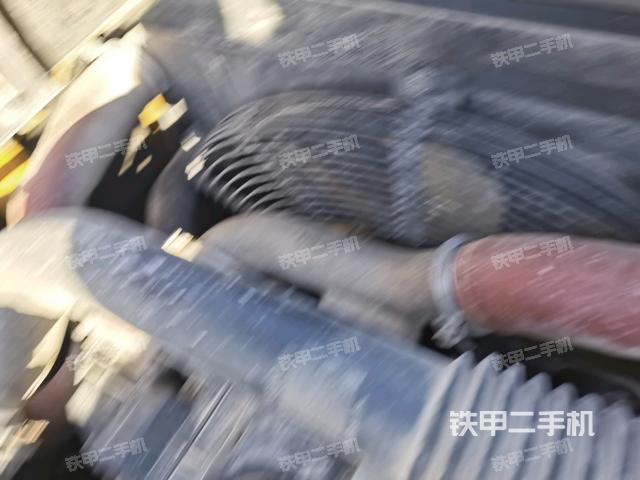 水箱+风扇特写(上车部件) 水箱+风扇特写(上车部件)