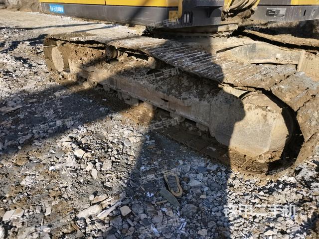 右侧履带整体（行走机构）