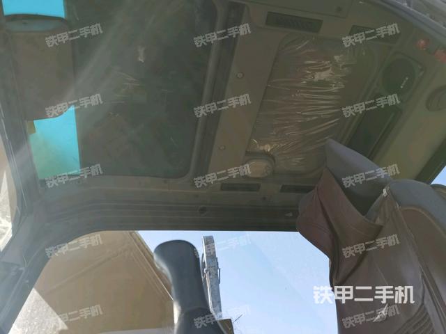 顶棚整体（驾驶室部分）