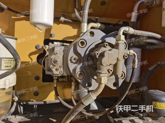 液压泵斜45 右（大件舱室）