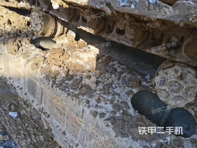 右驱动轮(行走机构) 右驱动轮(行走机构)