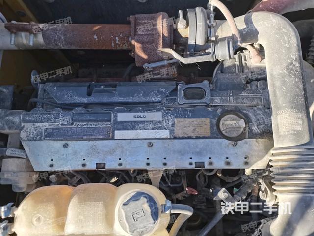 发动机室(上车部件) 发动机室(上车部件)