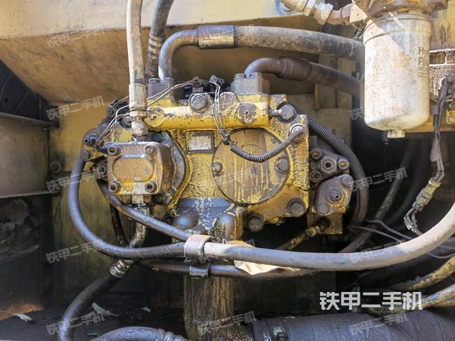 液压泵室（大件舱室）