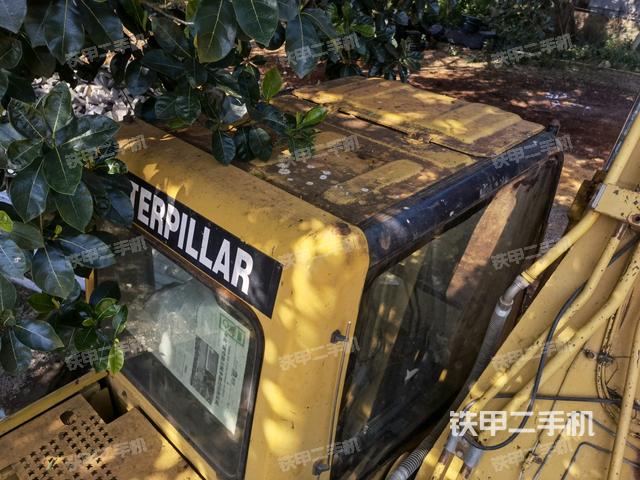 驾驶室顶部俯视（上车部件）