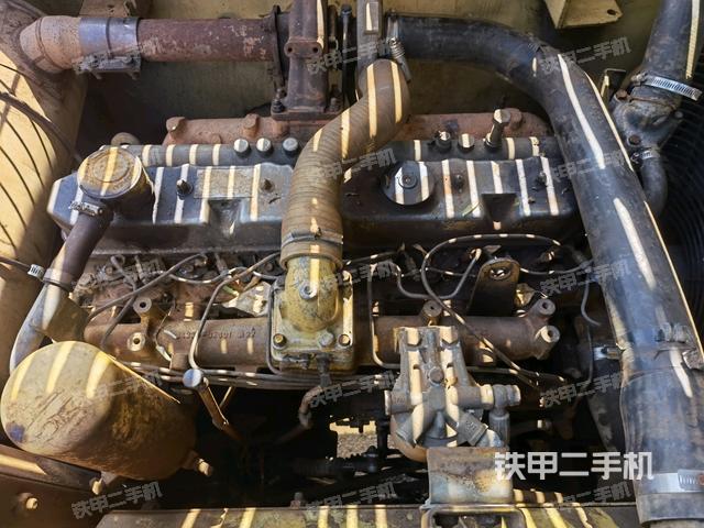 发动机室（上车部件）