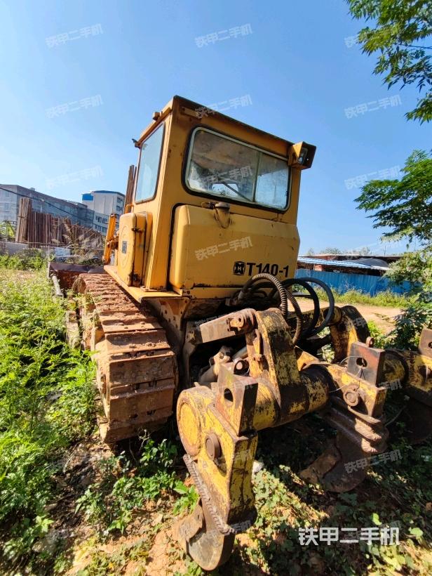 宣工t1401推土机