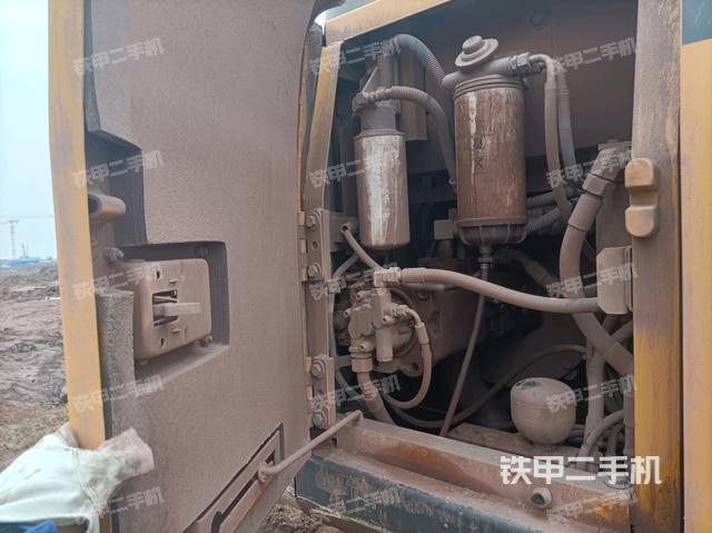 液压泵室（大件舱室）