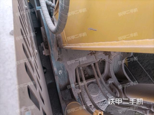 大臂根部 斜视（工作和回转装置）