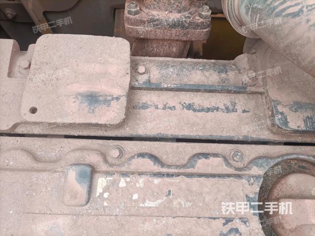 气门室盖螺丝特写（上车部件）