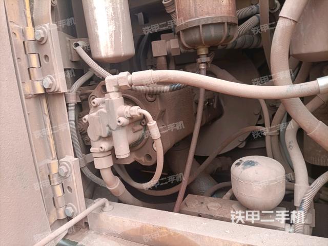 液压泵斜45 右（大件舱室）