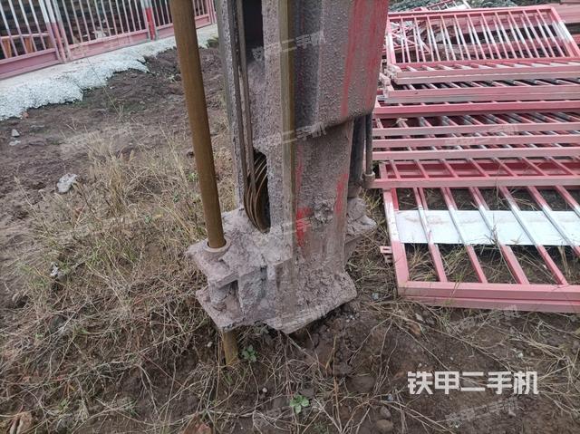 铲斗右后整体（工作和回转装置）