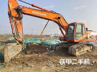 斗山DH215-7挖掘機實拍圖片
