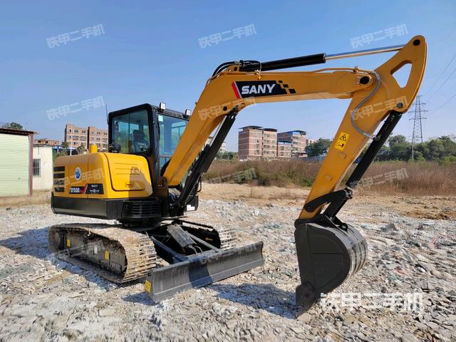 三一重工sy55c挖掘机