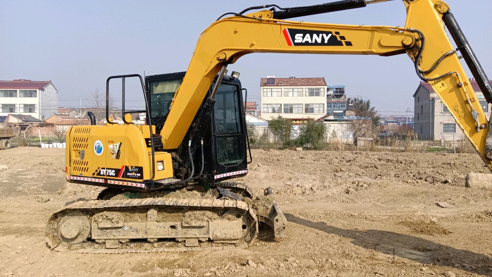 三一重工sy75c挖掘机