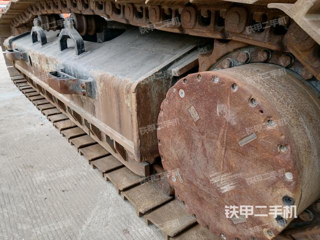 右侧履带整体（行走机构）