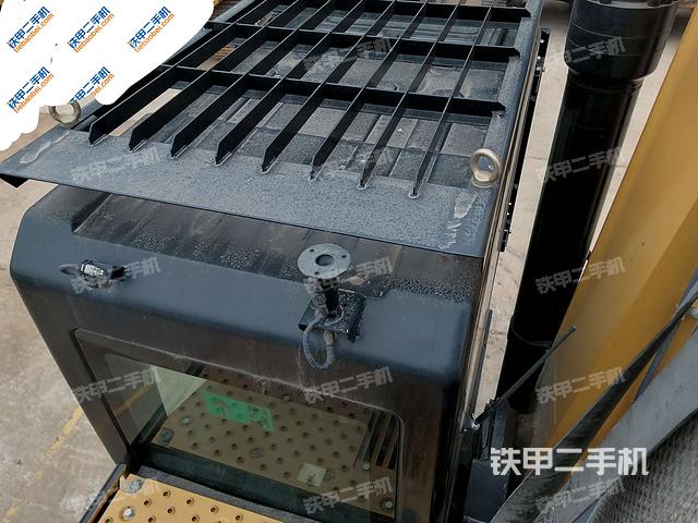 驾驶室顶部俯视(上车部件) 驾驶室顶部俯视(上车部件)