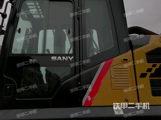 驾驶室正侧(驾驶室部分) 驾驶室正侧(驾驶室部分)