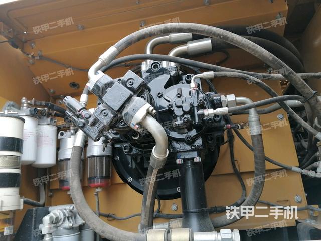 液压泵斜45 左(大件舱室) 液压泵斜45 左(大件舱室)