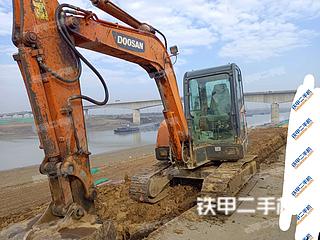 斗山DH60-7挖掘機實拍圖片