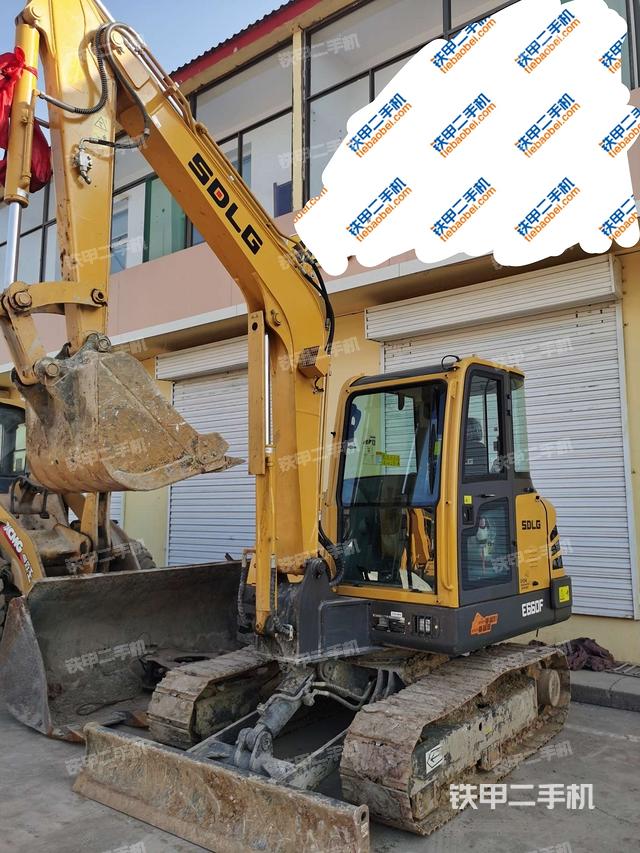 山东临工e655f挖掘机