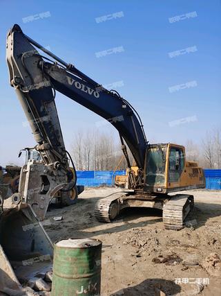 陕西-汉中市二手沃尔沃EC290BLC挖掘机实拍照片