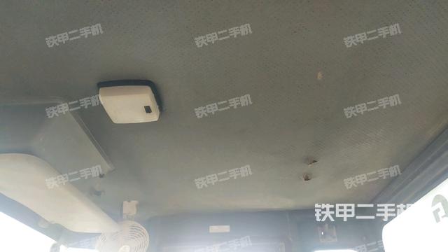 顶棚整体  内(驾驶室部分) 顶棚整体  内(驾驶室部分)